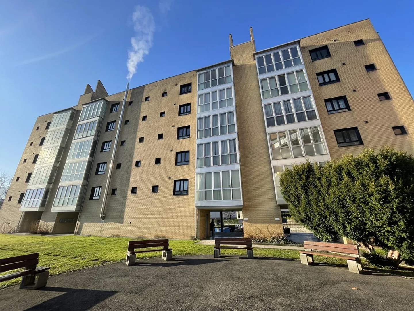 HELLES 3.5-ZIMMER-WOHNUNG MIT 90 MQ IN BALERNA - Foto 1 von 9