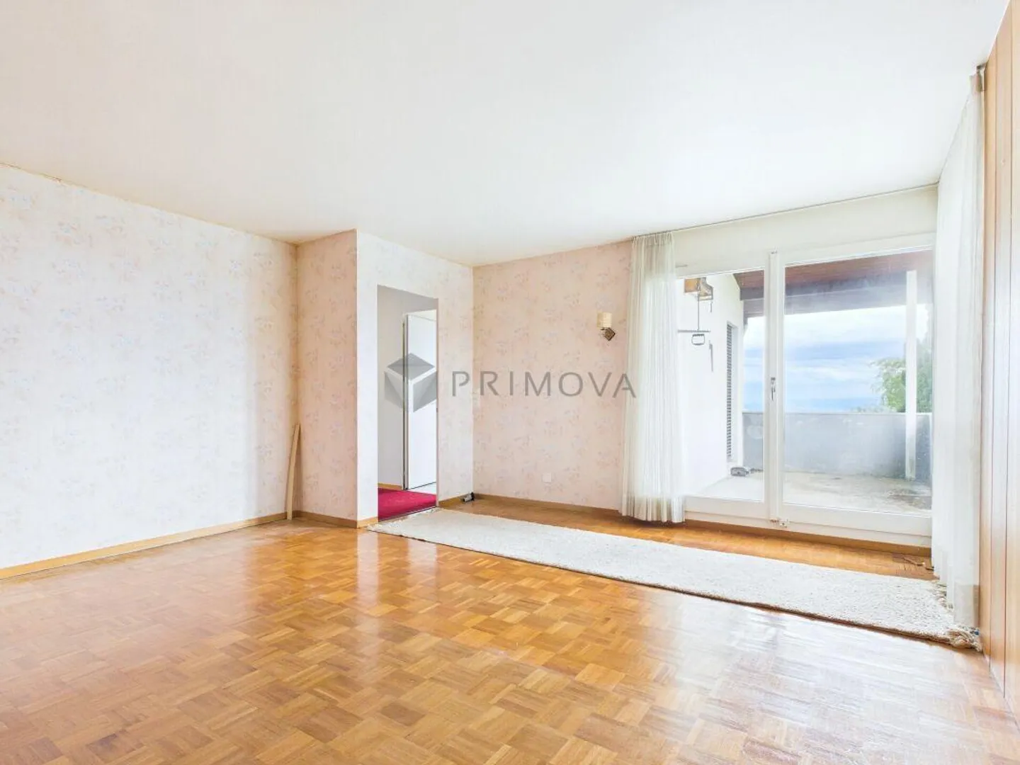 VIVERE SOPRA I TETTI DI BIEL - Foto 9 di 17