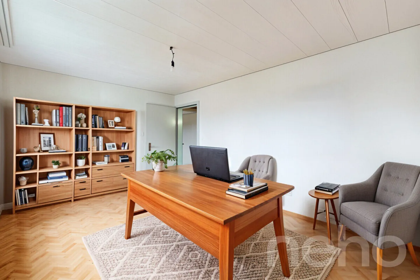 Très bel appartement de 4.5p en dernier étage avec balcon et vue! - Photo 8 sur 13