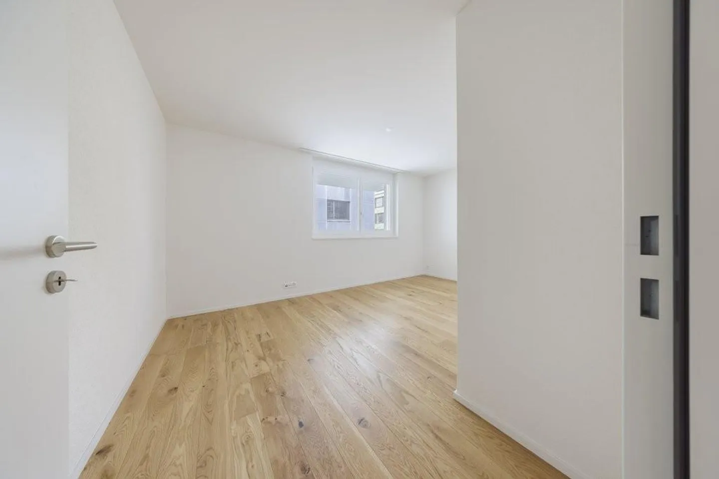 Appartamento 2.5 locali in affitto a Zurigo Oerlikon - Foto 3 di 6