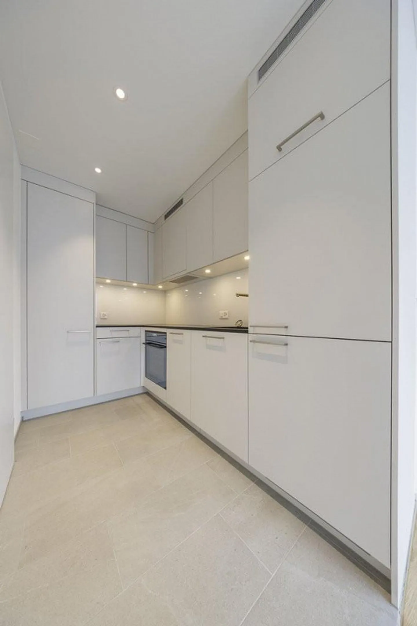 Appartamento 2.5 locali in affitto a Zurigo Oerlikon - Foto 4 di 6