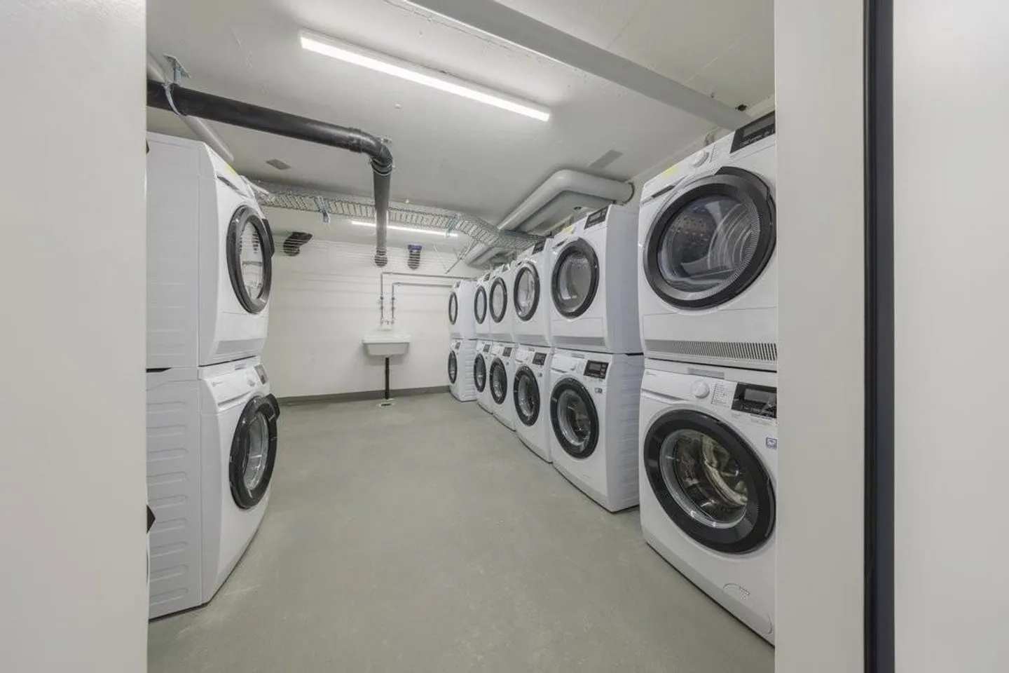 Appartamento 2.5 locali in affitto a Zurigo Oerlikon - Foto 6 di 6