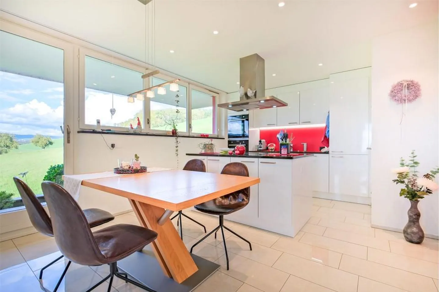 Exklusive Familienhaus mit Aussicht - Foto 8 von 13