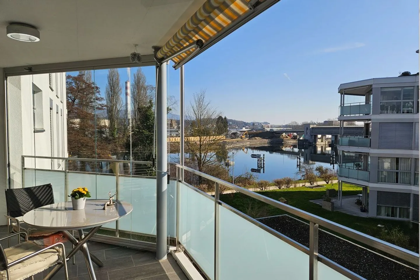Exclusive 3.5-room apartment - Your new home with Aare view - Photo 1 of 9