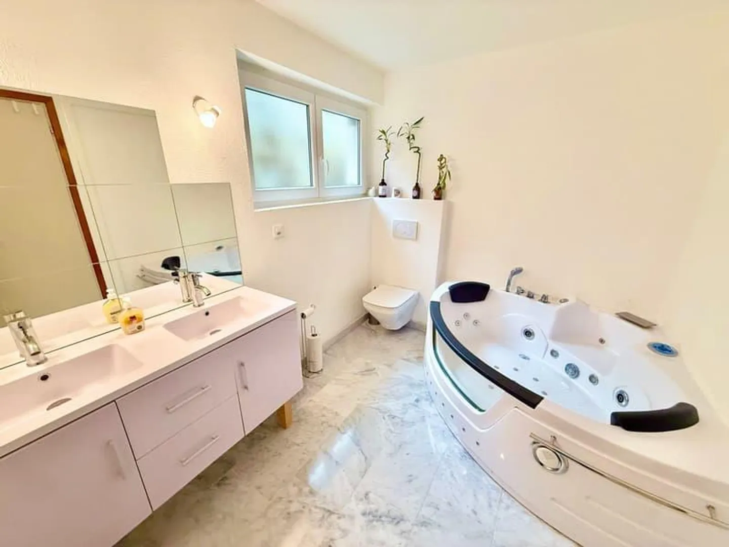 maison bifamiliale avec jardin - Photo 12 sur 21