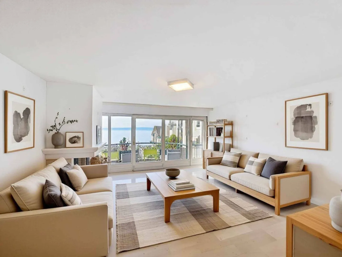 Large 3.5 Room Duplex with Breathtaking Lake and Mountain Views - Photo 2 of 13