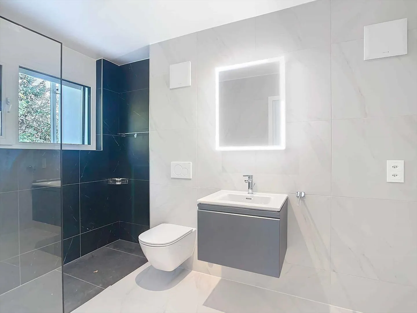 ULTIMO PACCHETTO APPARTAMENTO: Nuovo attico MINERGIE con vista panoramica - Foto 7 di 13