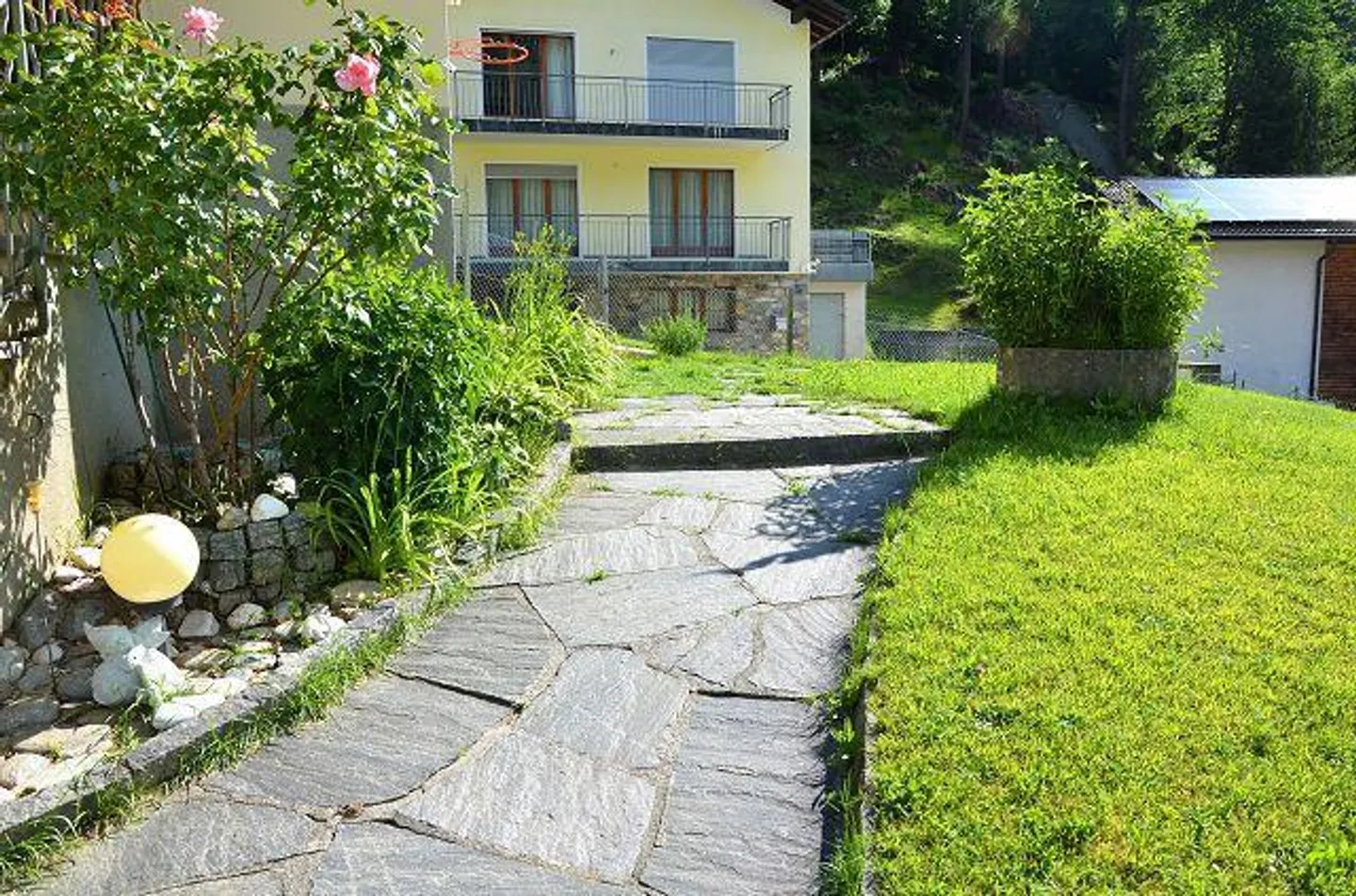 Casa Familiare Soleggiata con Giardino - Foto 37 di 61
