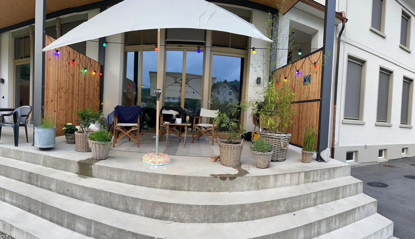 Loft mit hohen Decken - Foto 2 von 12