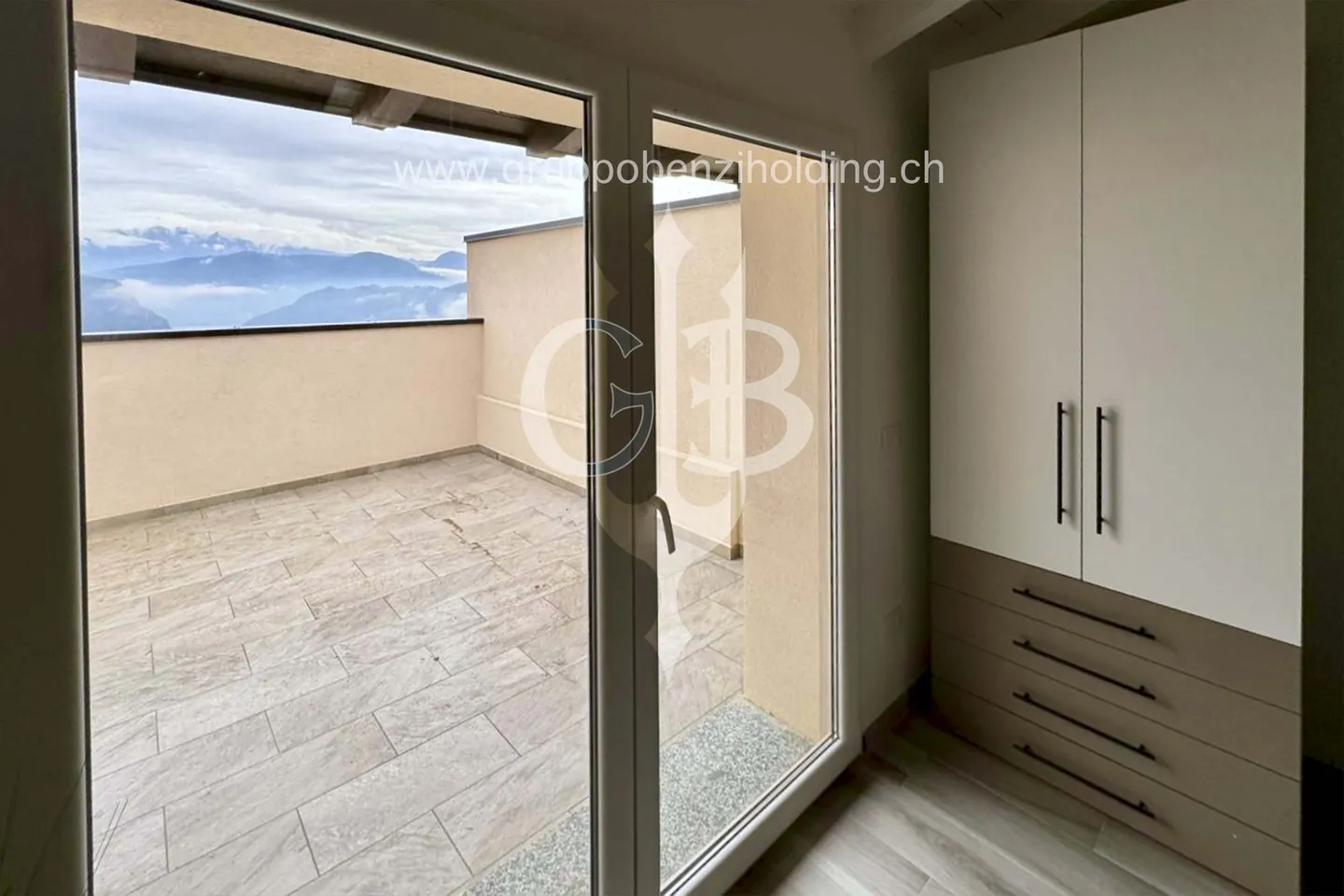 Acquisto diretto dal costruttore - Ponte Tresa (Italia), Cadegliano-Viconago - Foto 4 di 15