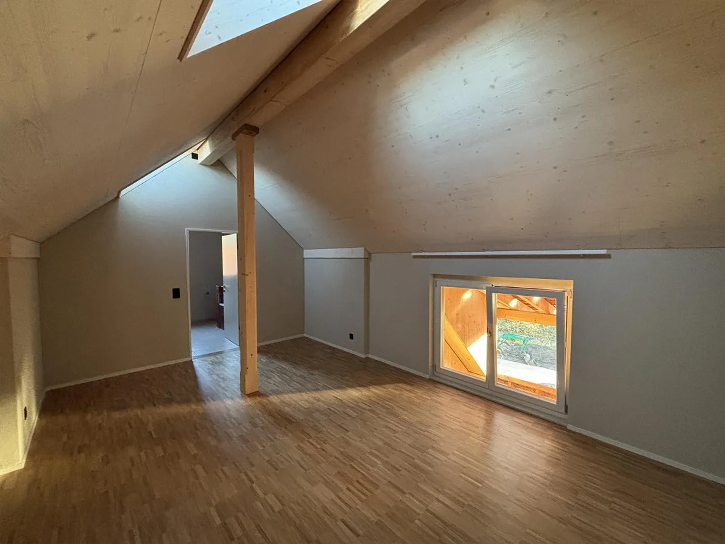 Comfortable Living for Couples or Singles - Photo 8 of 16