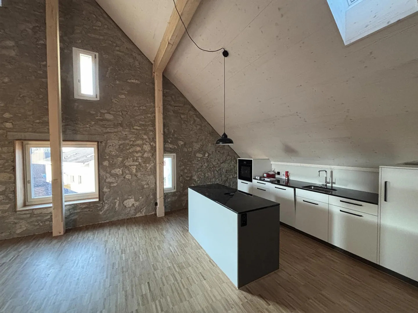 Comfortable Living for Couples or Singles - Photo 5 of 16