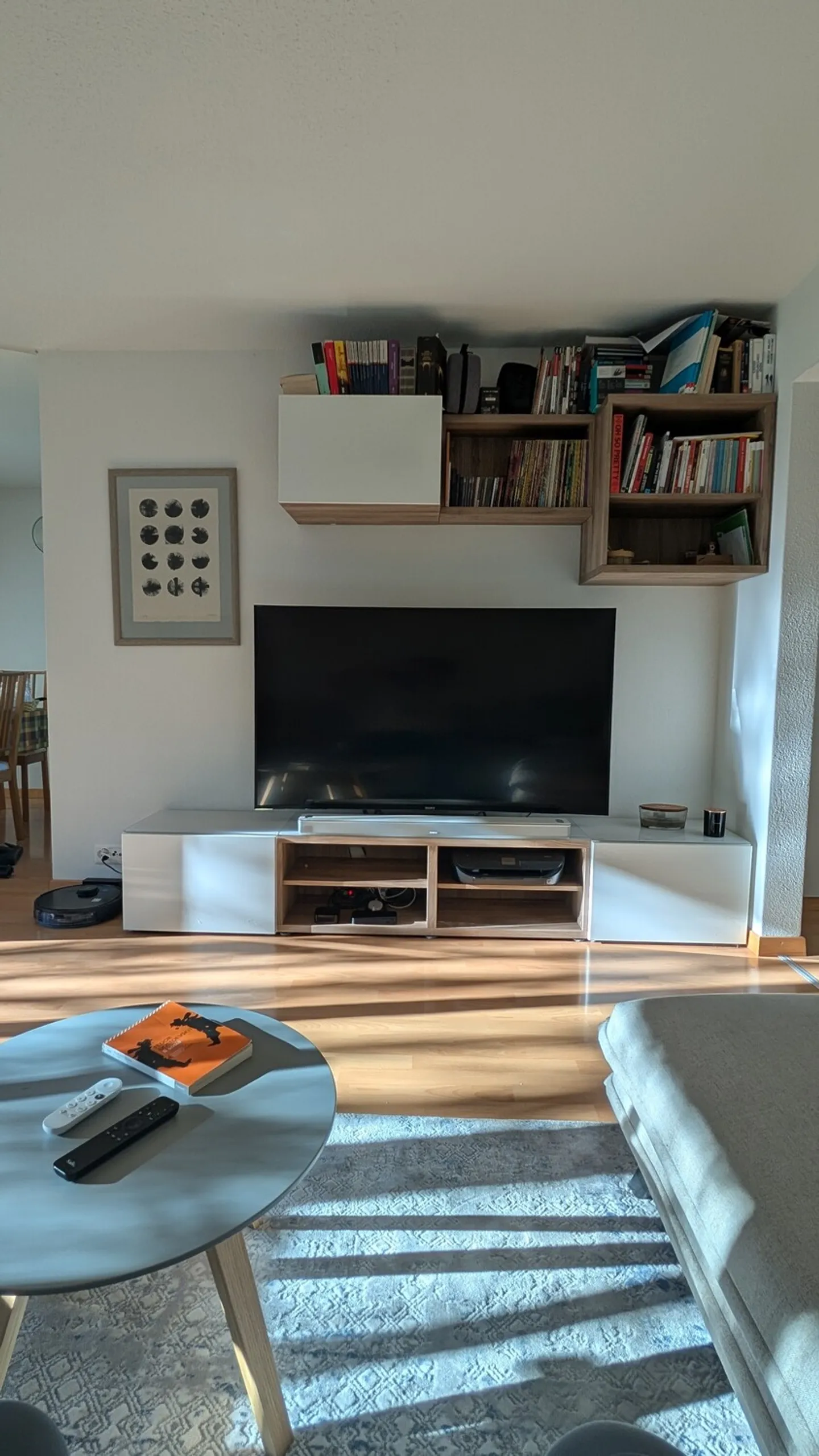 Apartment with highway access - Photo 3 of 10