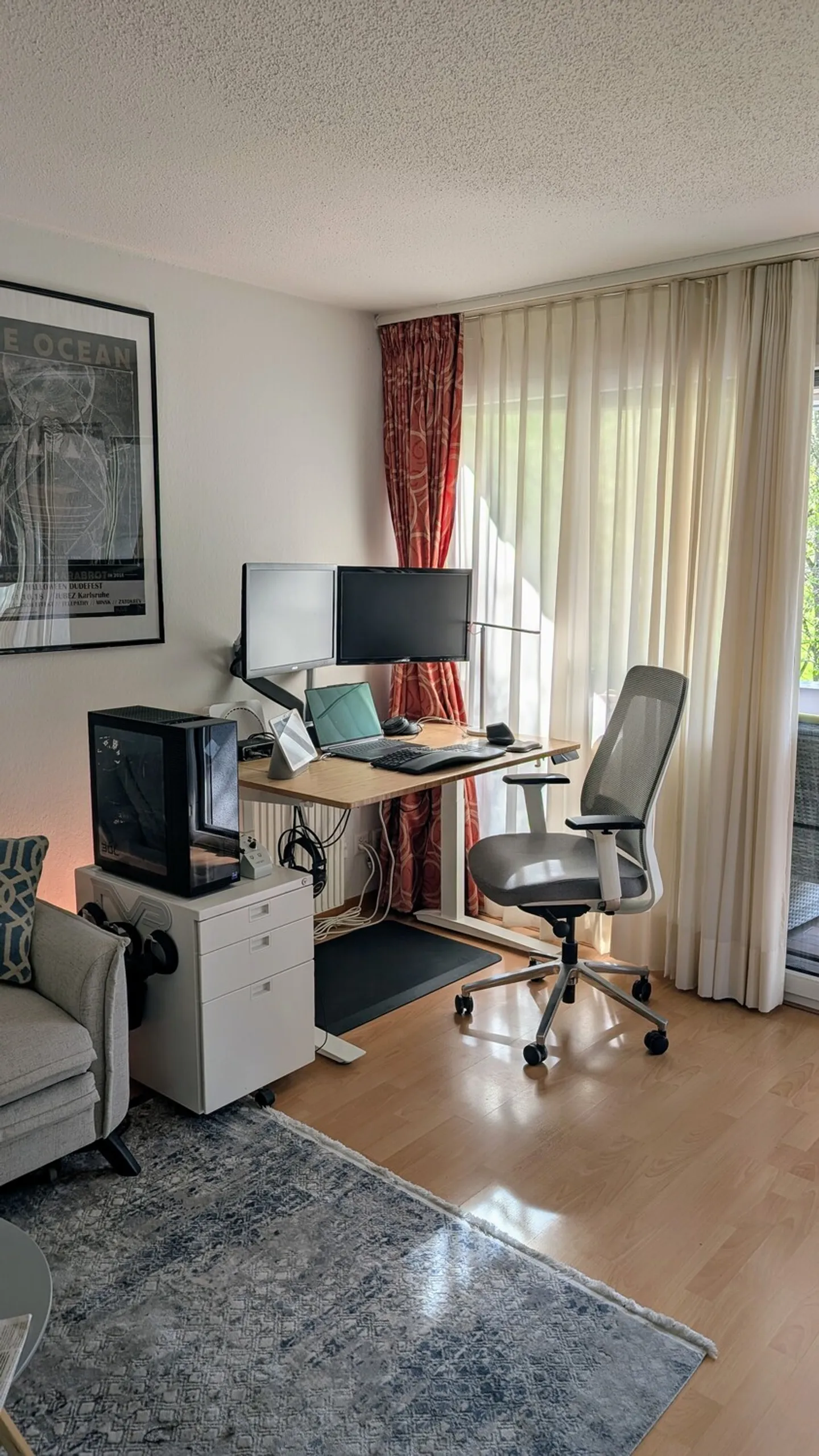 Apartment with highway access - Photo 4 of 10
