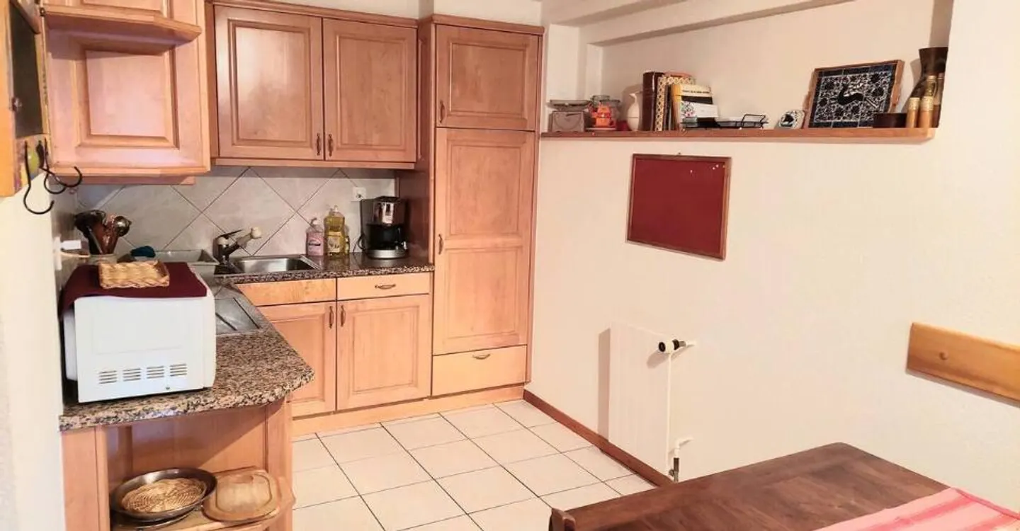 Appartement 3.5 pces à louer à l'année centre station Zampi - Photo 2 sur 8