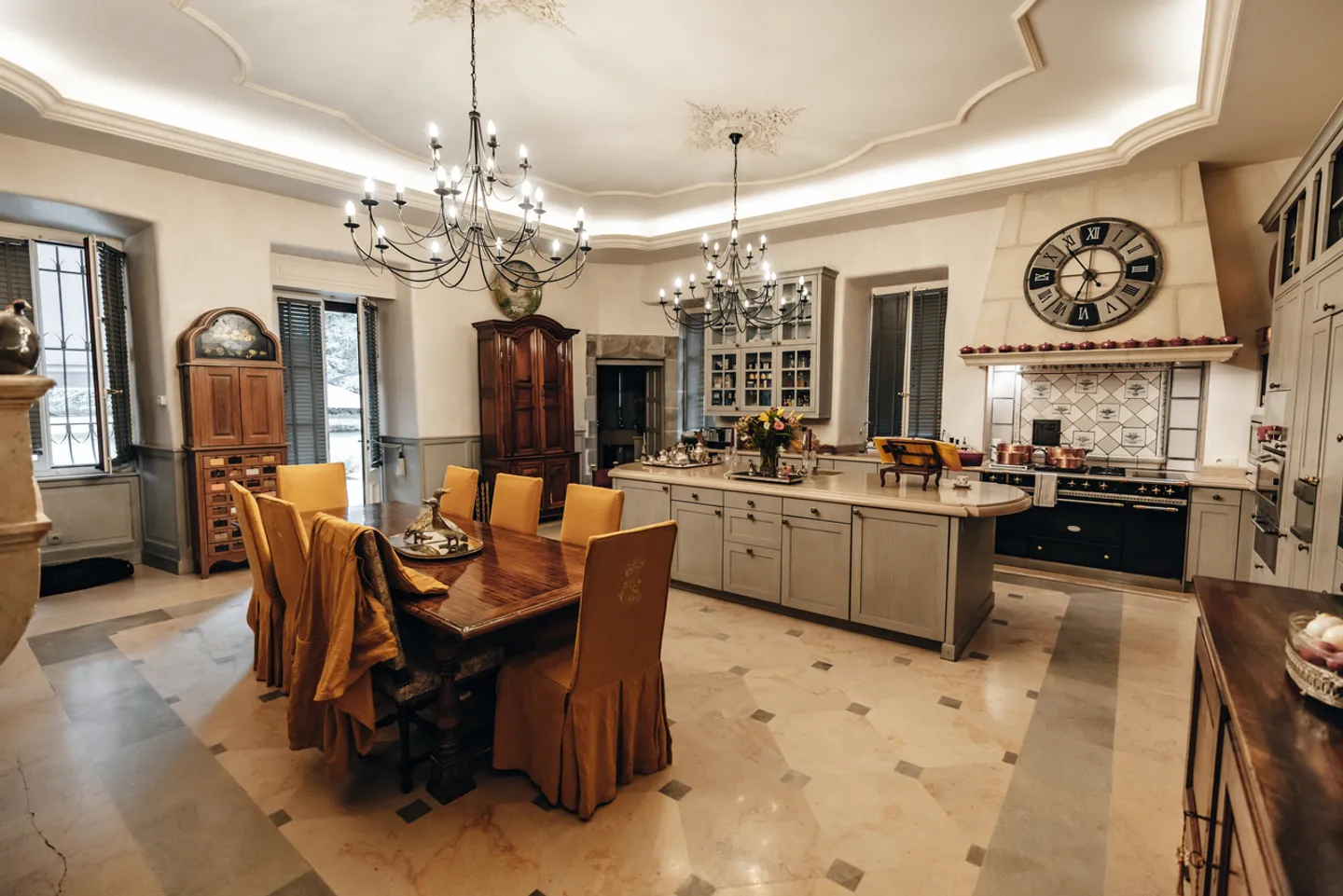 Castle - Photo 7 of 10