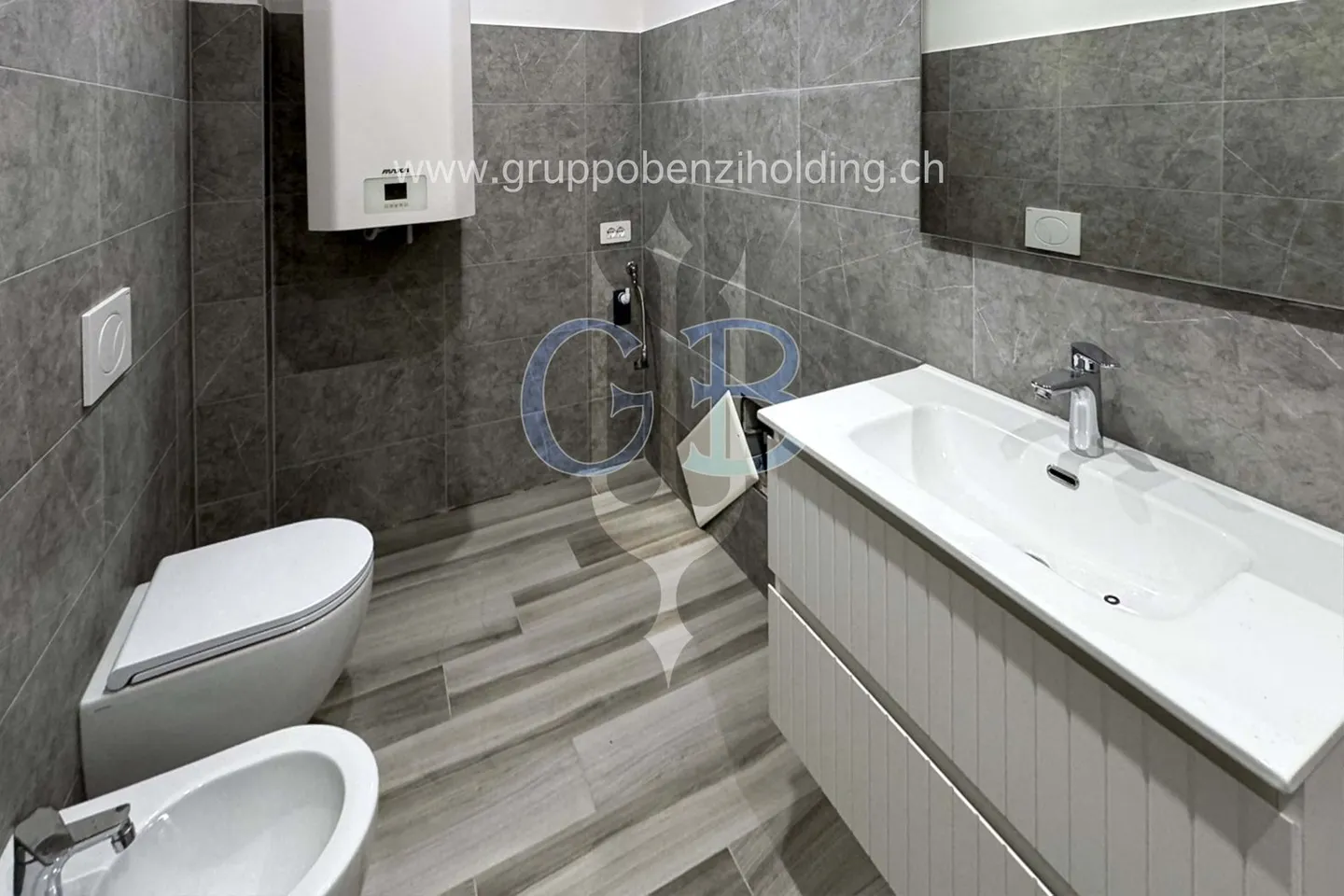 Acquisto diretto dal costruttore - Ponte Tresa (Italia), Cadegliano-Viconago - Foto 9 di 15