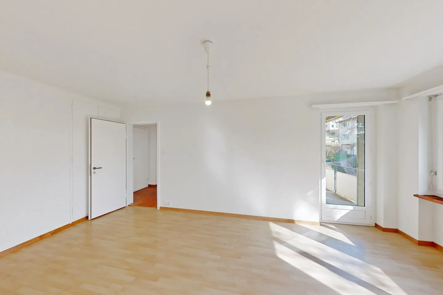 Appartement simple avec espace de jardin - limité jusqu'à la fin de 2028 ! - Photo 3 sur 6