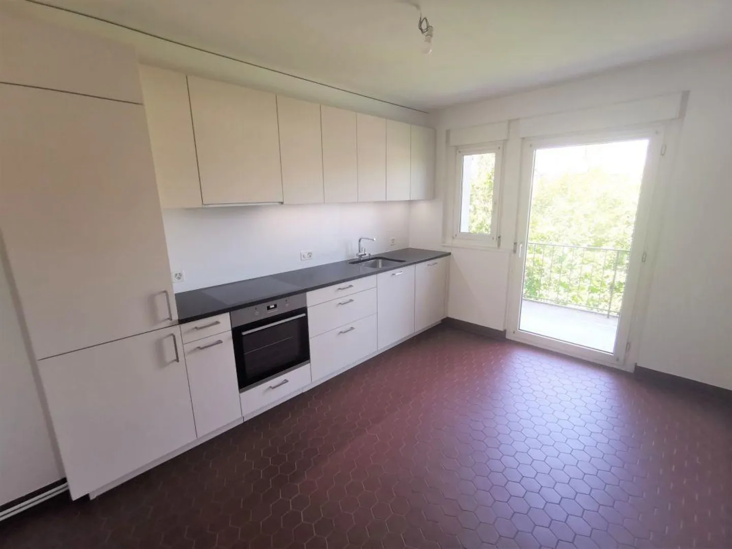 Charmante Wohnung in Allschwil - Foto 3 von 9