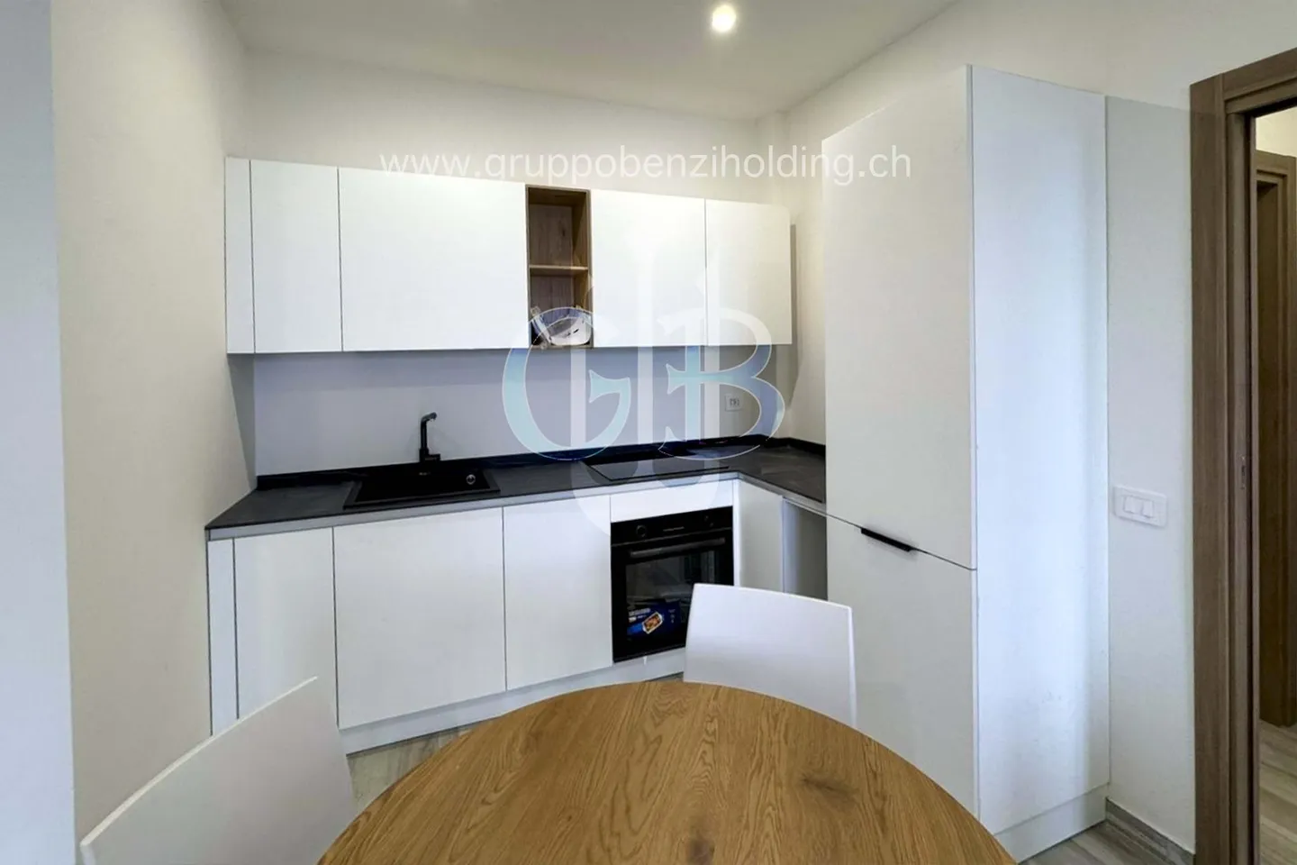 Acquisto diretto dal costruttore - Ponte Tresa (Italia), Cadegliano-Viconago - Foto 14 di 15