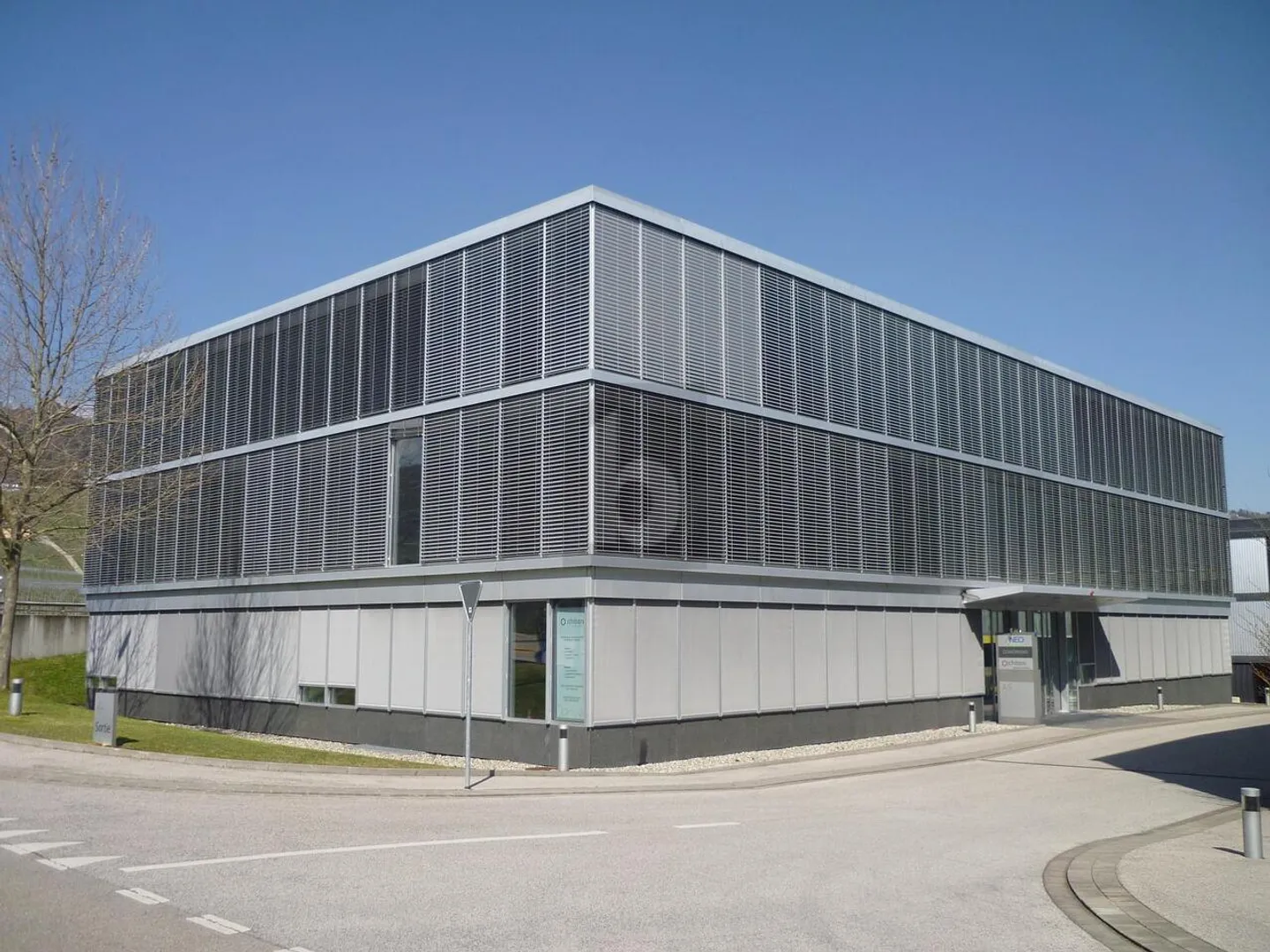 MODERNE AVEC SOLUTION DE SERVICE ADAPTÉ - Photo 4 sur 6