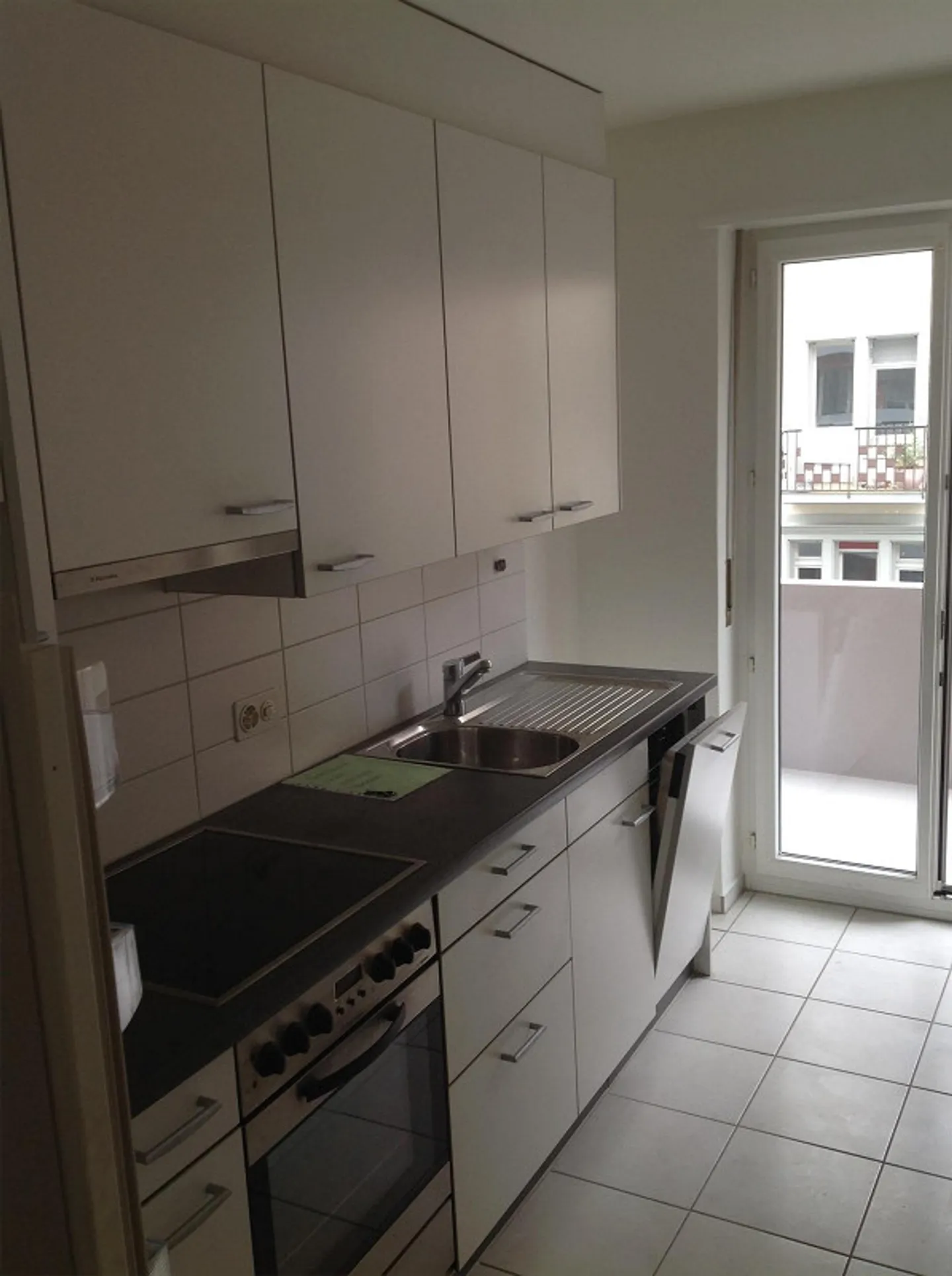Charmante Wohnung mit Balkon - Foto 3 von 7