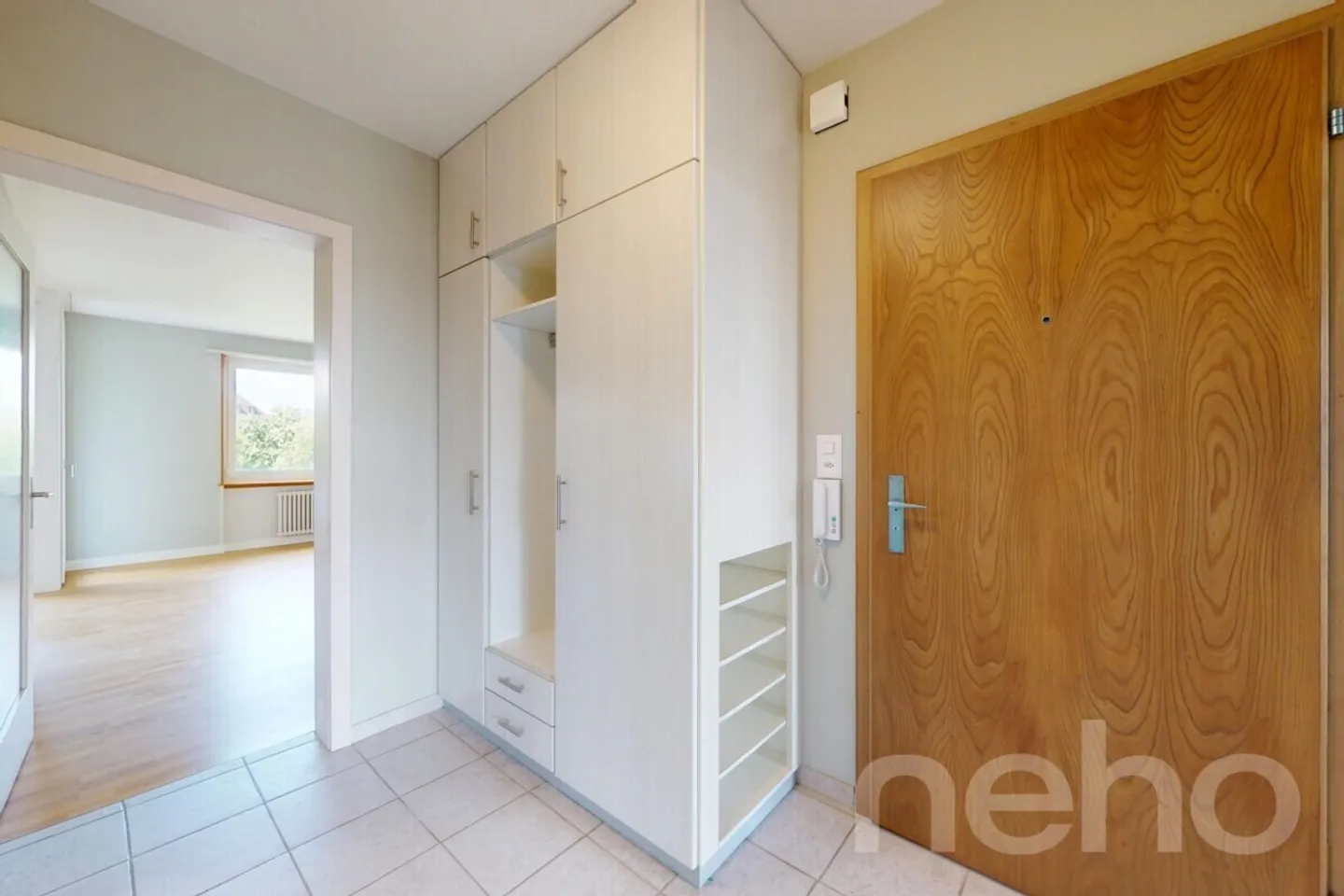 Appartamento 3.5 locali ristrutturato con vista sul verde a Basilea - Foto 7 di 13