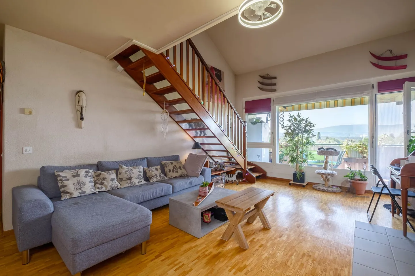 Bel attique en duplex - prix négociable - Photo 4 of 18