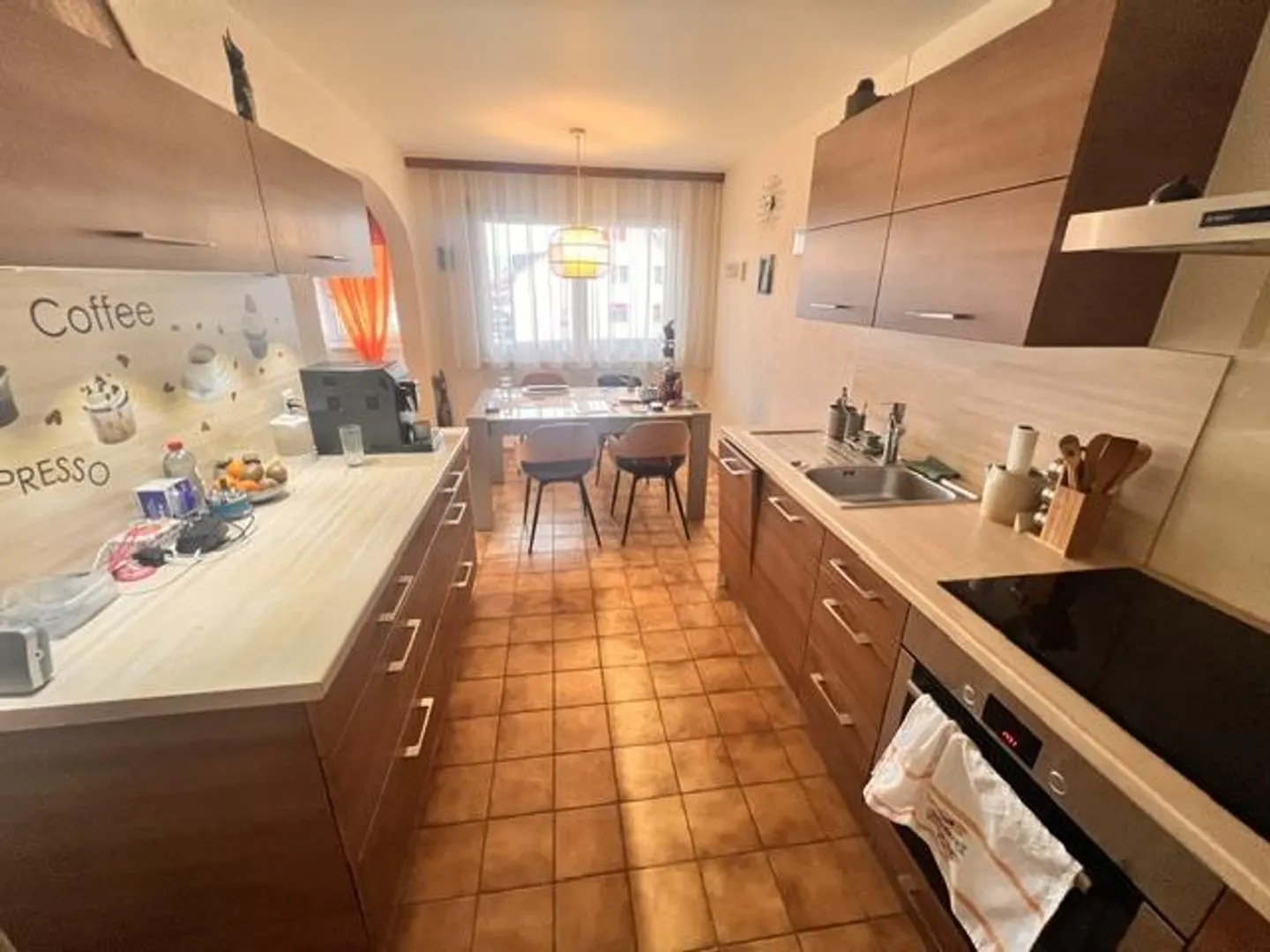 Appartement Charmant avec Balcons - Photo 6 sur 10