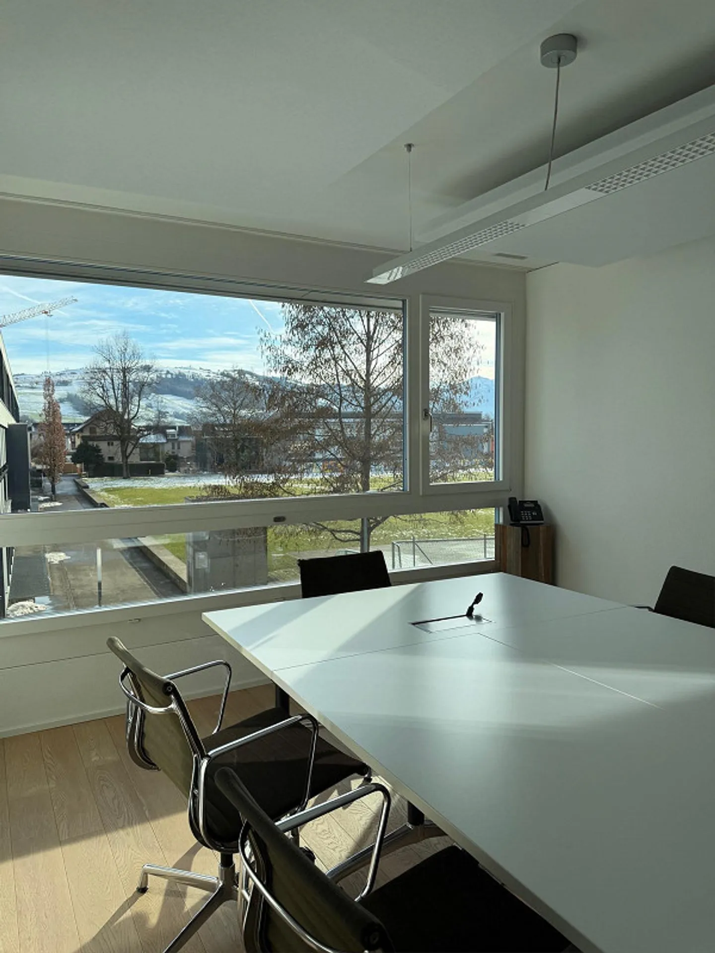 15 m2 single office furnished in shared office - Photo 4 of 7