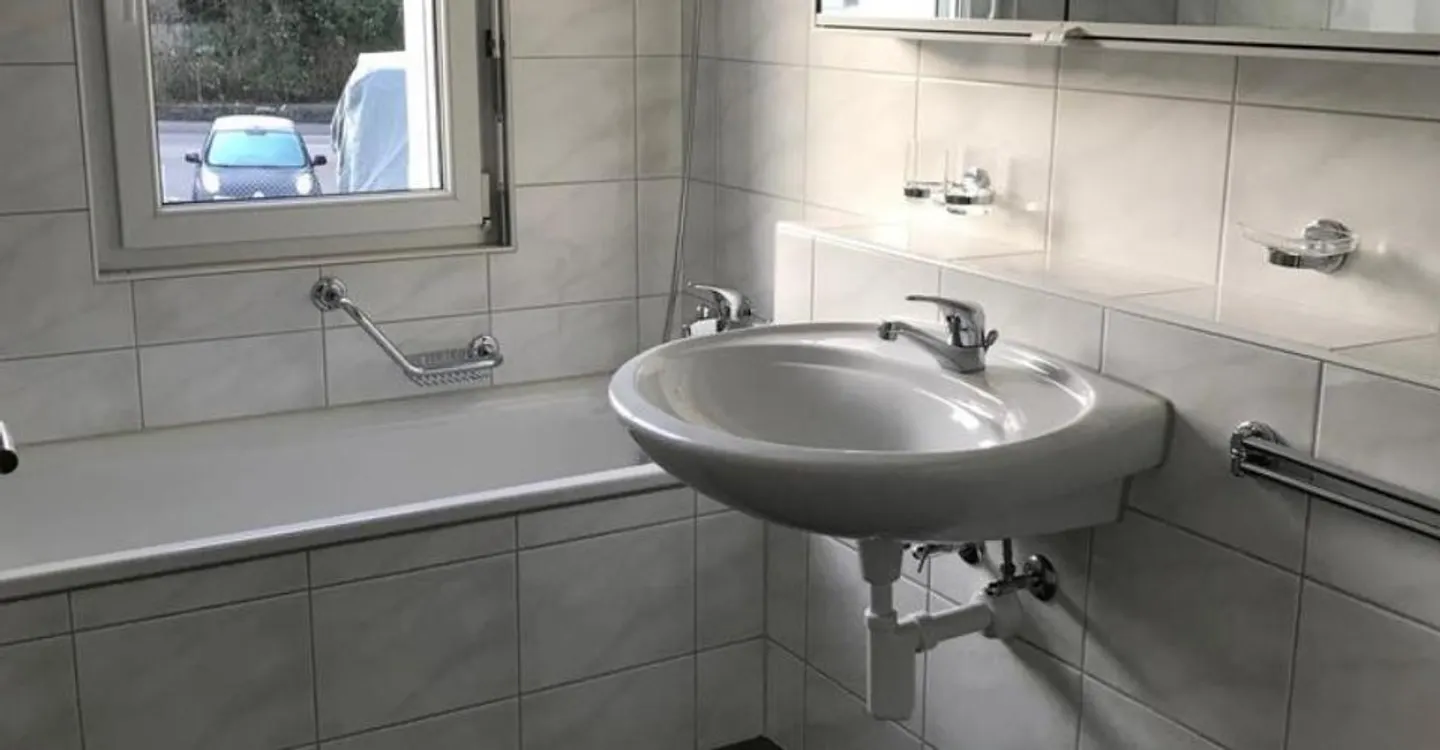 Tolle Wohnung mit Balkon zu vermieten ... - Foto 4 von 10
