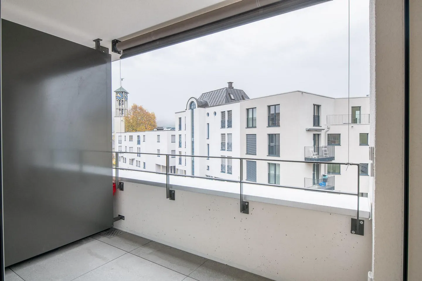 Modern 2.5-room apartment in the heart of Neuhausen! - Photo 7 of 9