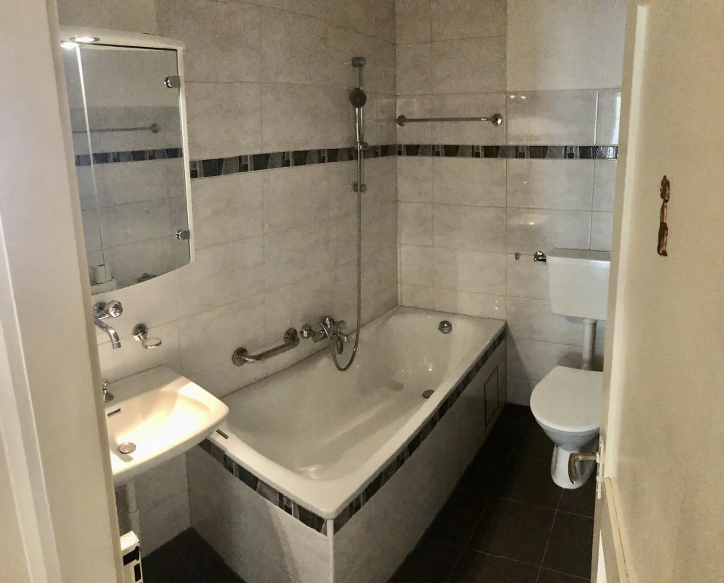 Appartamento di 3,5 locali in affitto - Foto 3 di 5