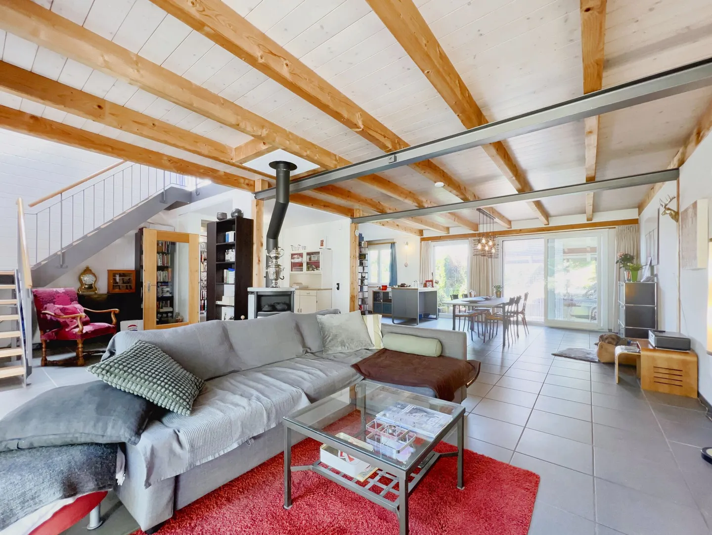 Versatile Generational House in Beautiful Hillside Location with Views into the Greenery - Photo 6 of 22