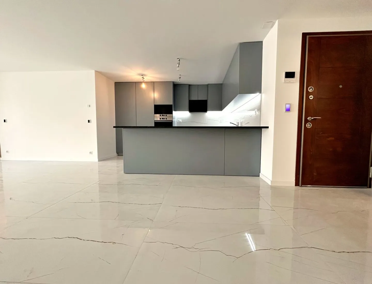 Bellissimo nuovo appartamento 3.5 locali - 93 m2 a Champagne - Foto 3 di 11