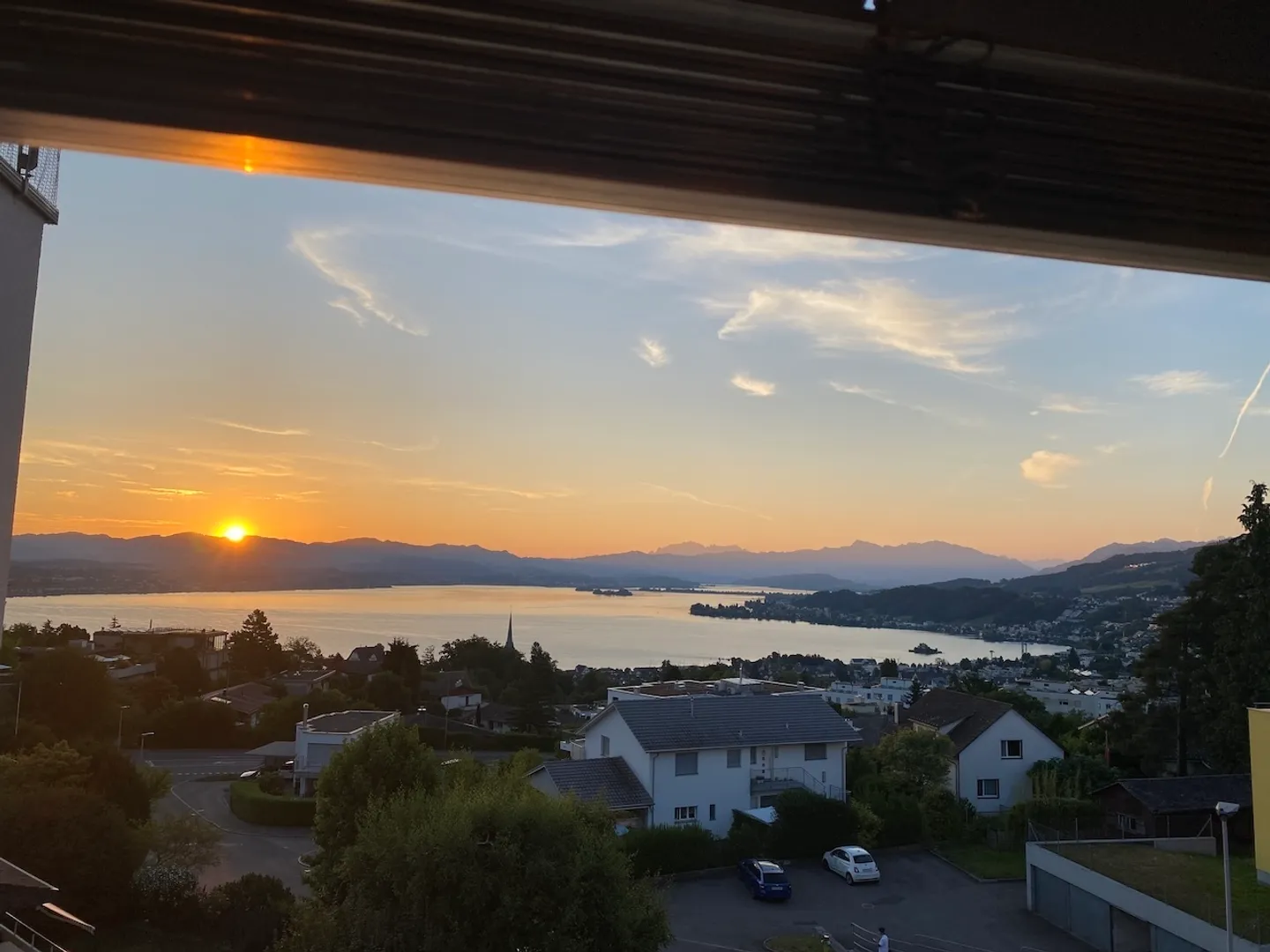 Bright 2.5 room apartment with great views - Photo 1 of 7