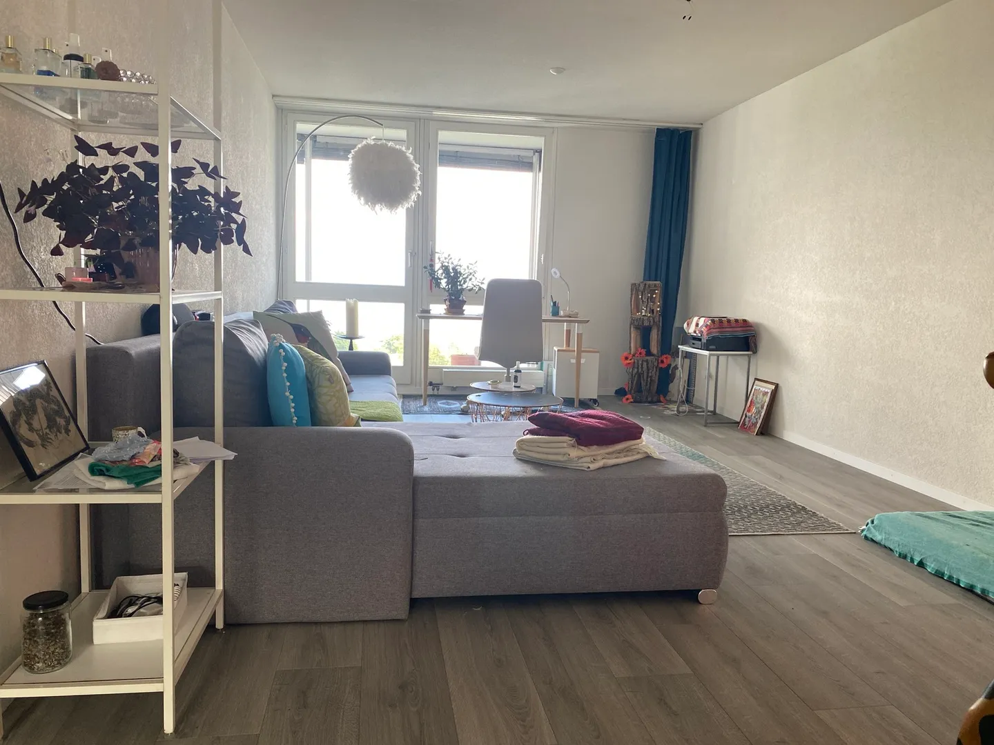 Bright 2.5 room apartment with great views - Photo 2 of 7