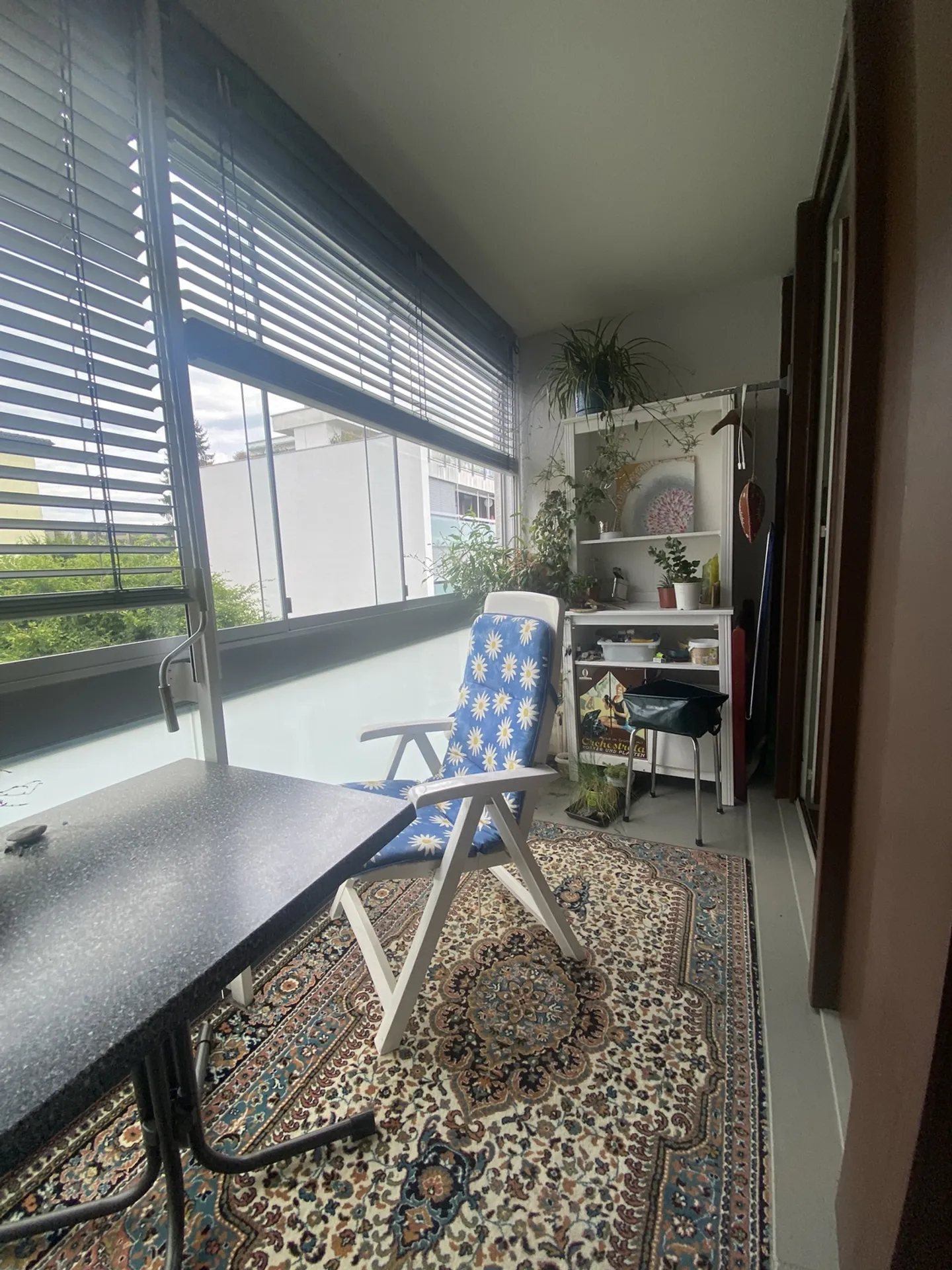 Bright 2.5 room apartment with great views - Photo 6 of 7