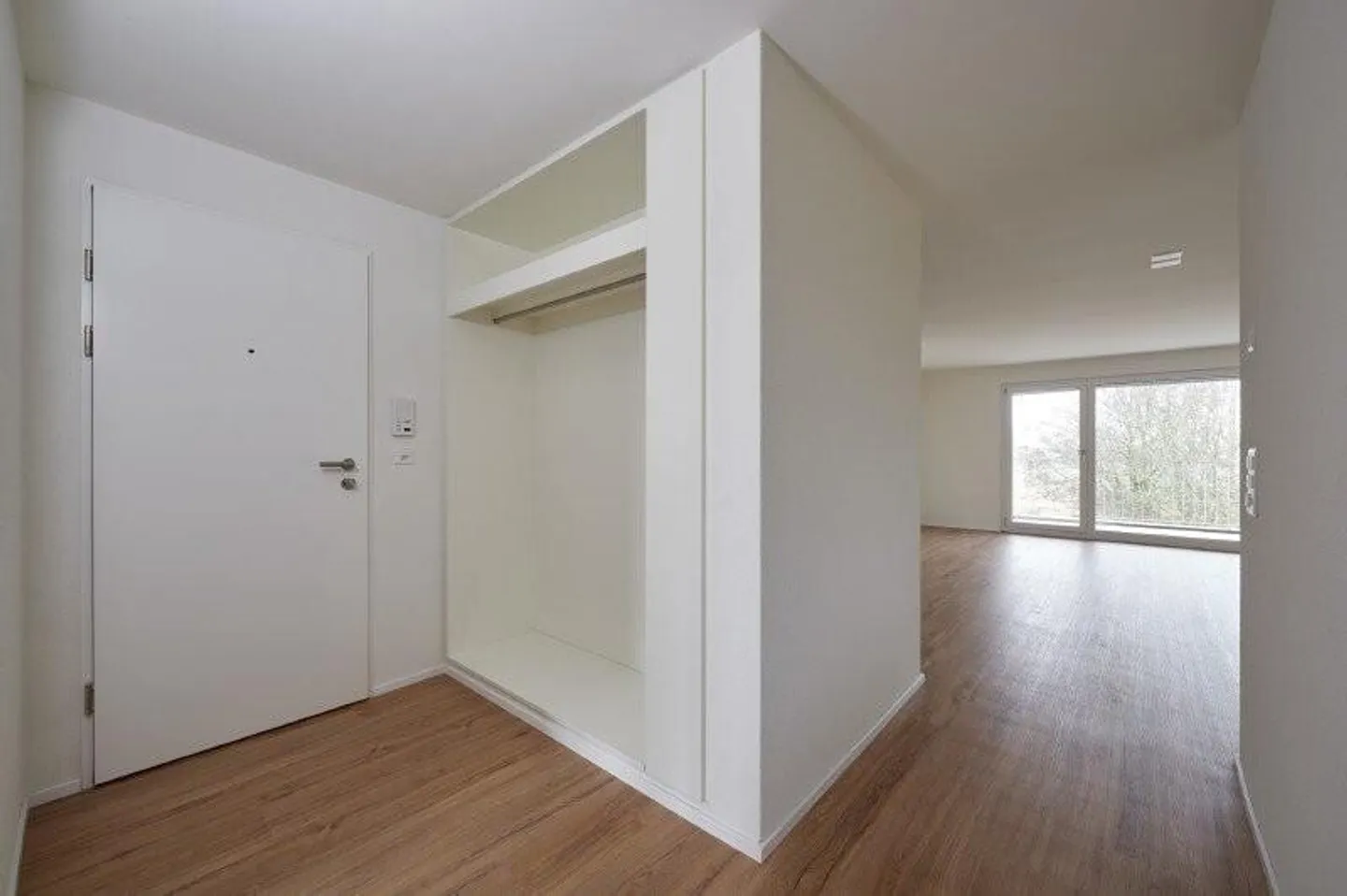 Modernes Apartment mit Balkon - Foto 6 von 7
