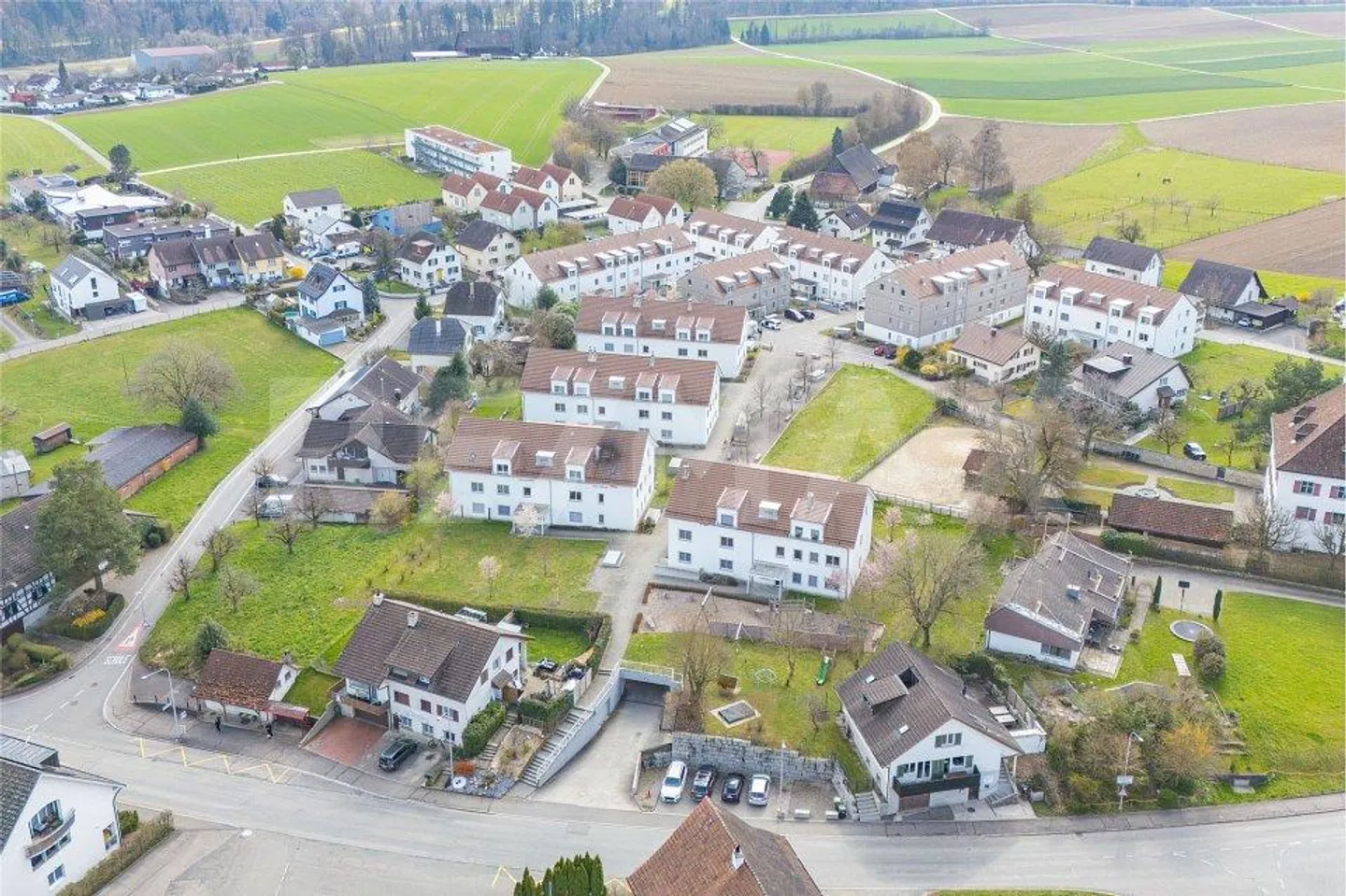 Luminoso appartamento di 4,5 stanze con balcone soleggiato - Foto 12 di 13