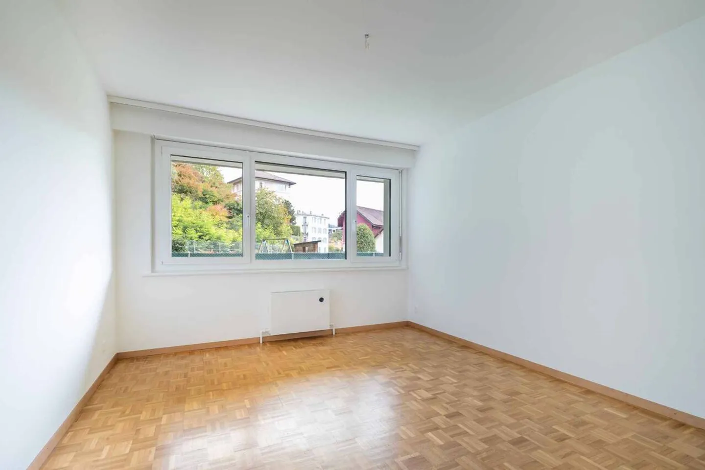 2.5-room apartment with garden in the city center - Photo 5 of 7