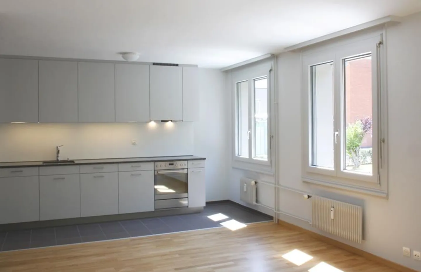 Helle 4-Zimmerwohnung im Herzen von Zollikofen - Foto 2 von 4