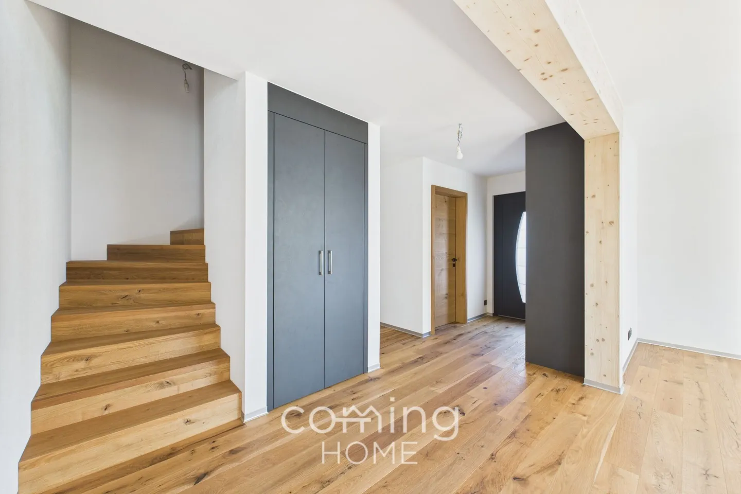 Ampia casa unifamiliare a Susten - luminosa, moderna e con giardino privato - Foto 7 di 12