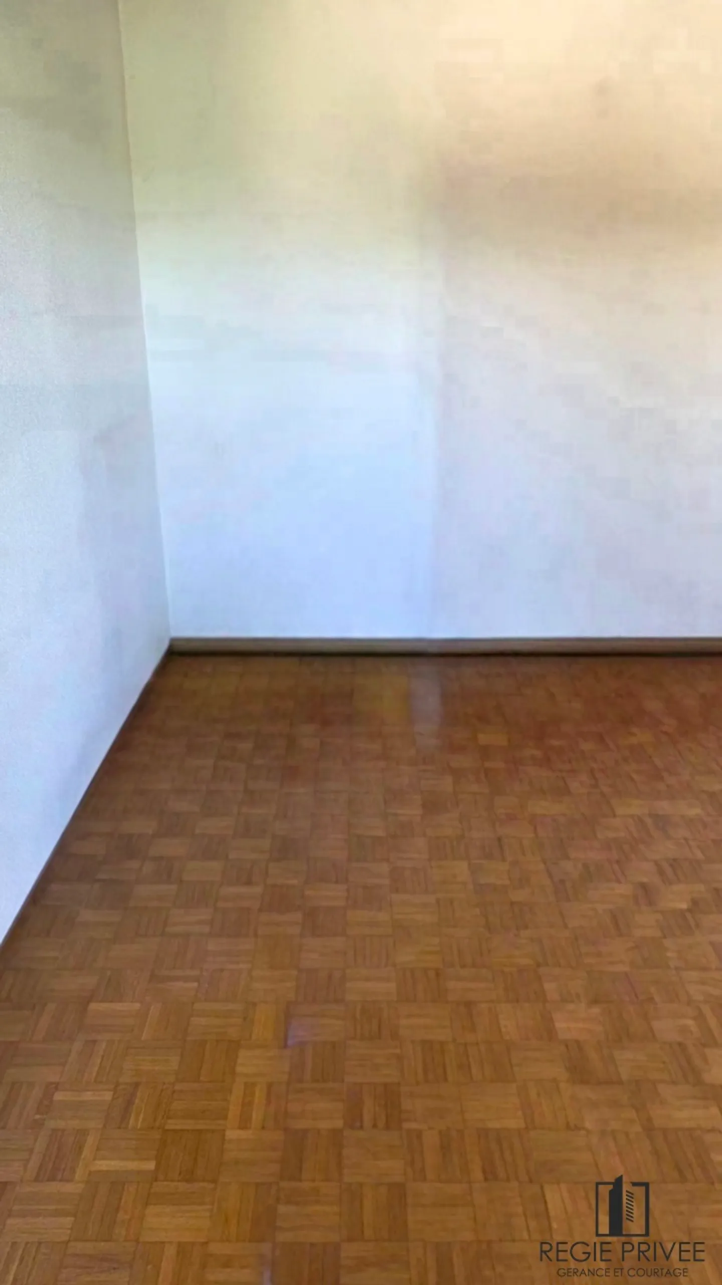 Charmant appartement 2.5 pièces - Photo 5 sur 12
