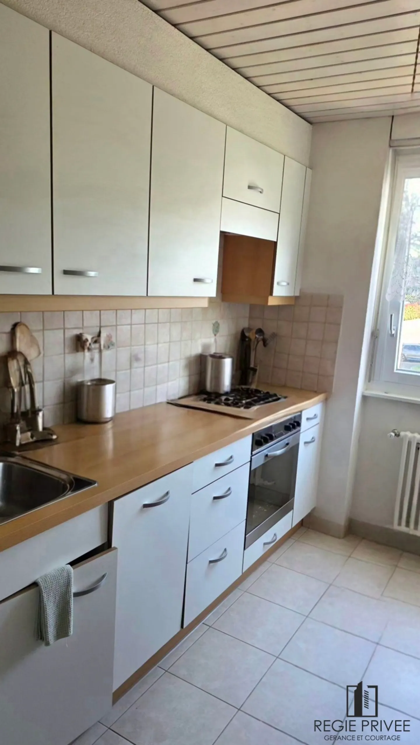 Charmant appartement 2.5 pièces - Photo 7 sur 12