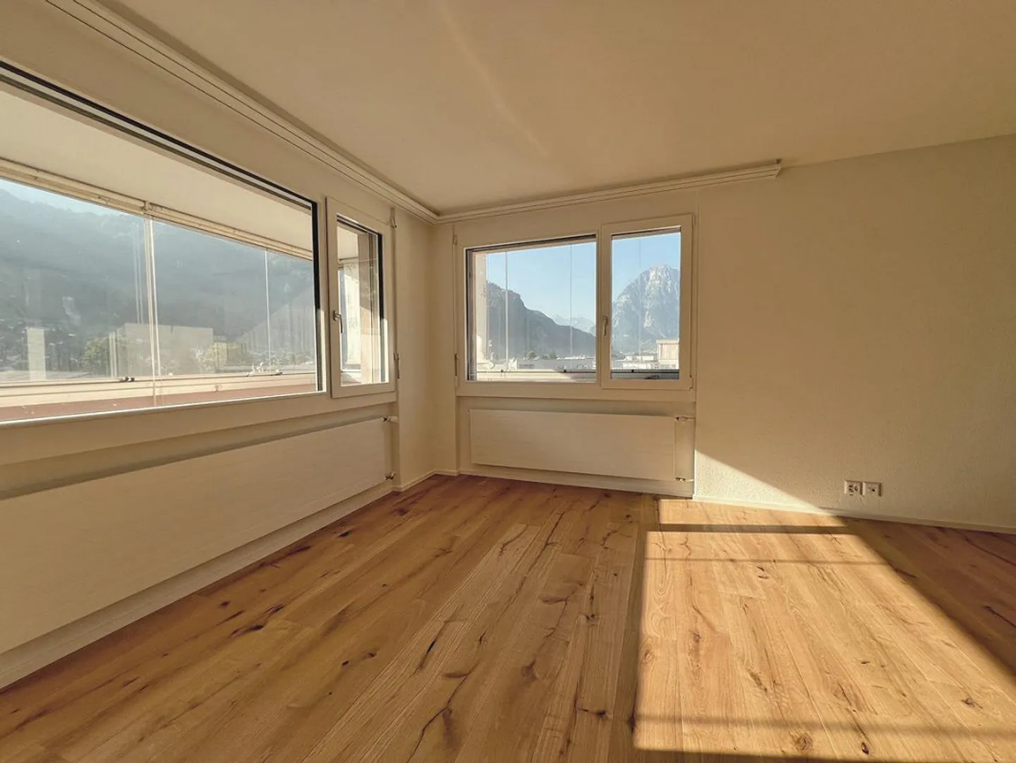 Appartamento 3.5 stanze completamente ristrutturato con una vista splendida - Foto 6 di 10