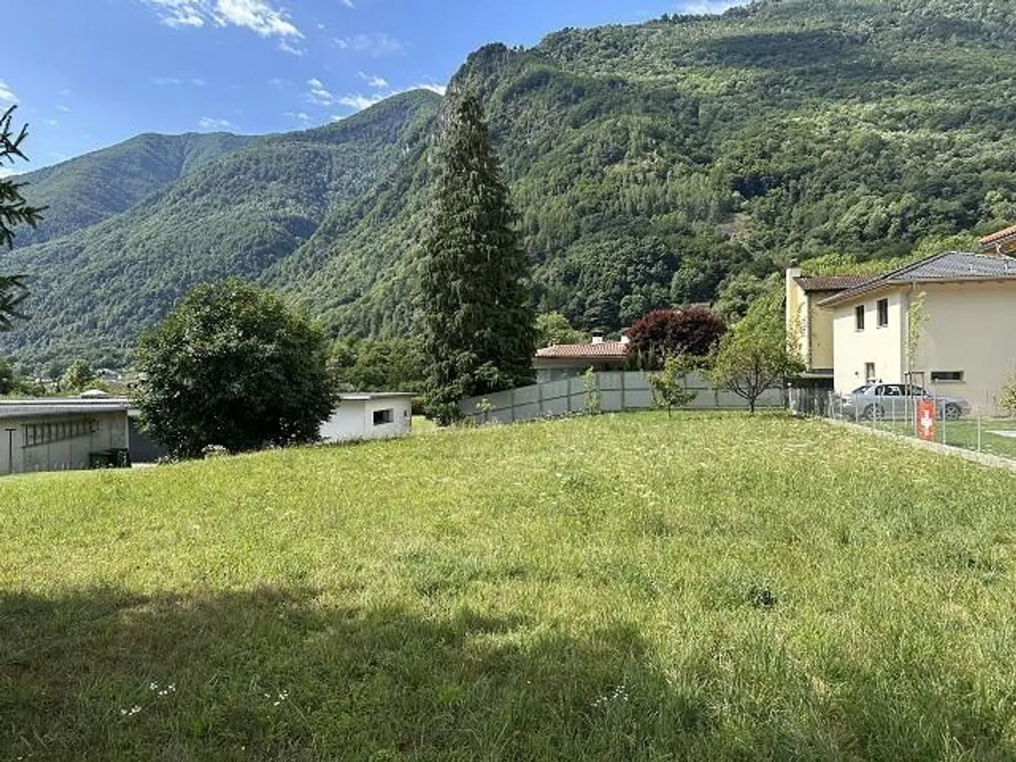 Building plot of 500 m2 in 3-storey zone, central, sunny, beautiful view - Photo 9 of 13