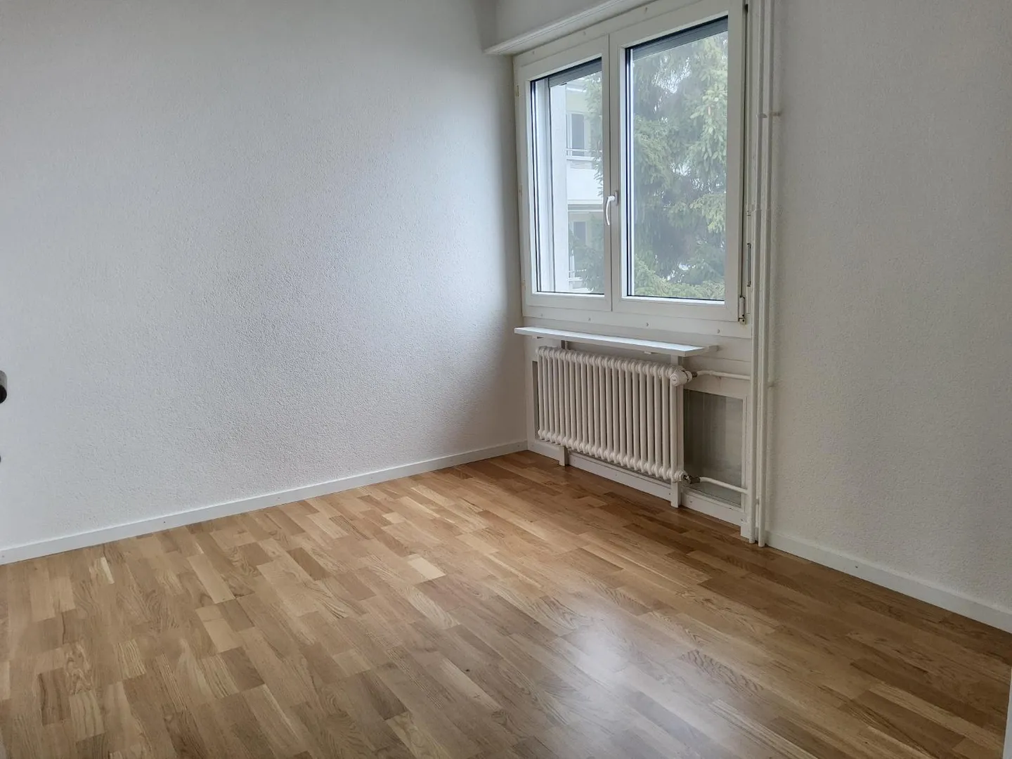 Appartement Rénové Proche Commodités - Photo 6 sur 8