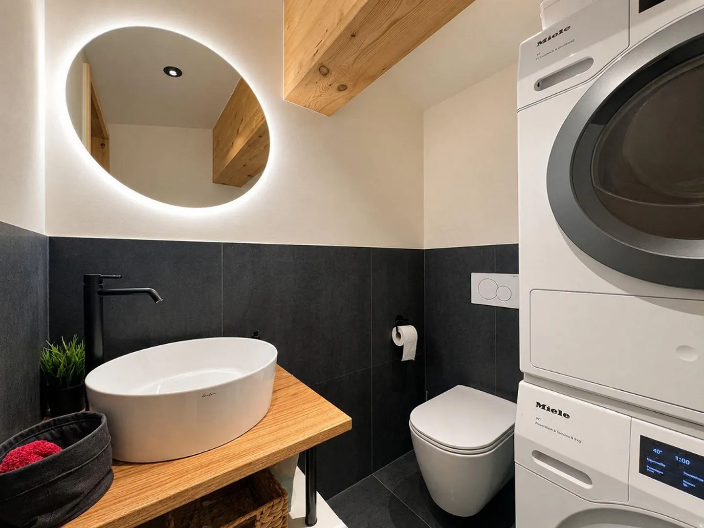Moderna casa in legno con vista - Foto 11 di 17