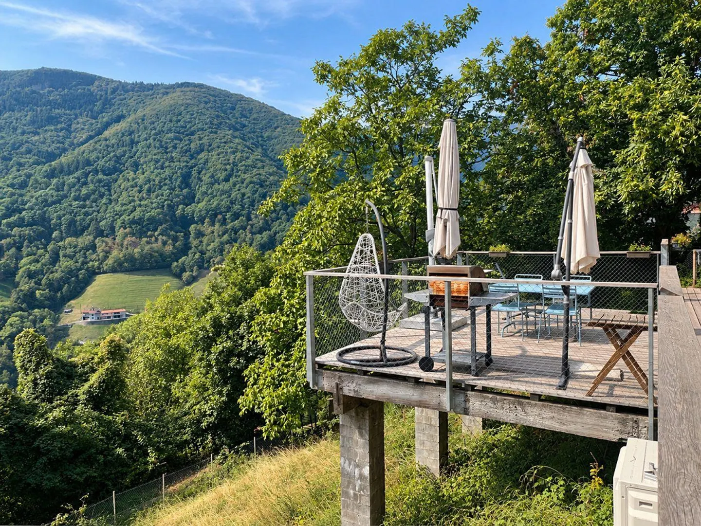 Moderna casa in legno con vista - Foto 13 di 17